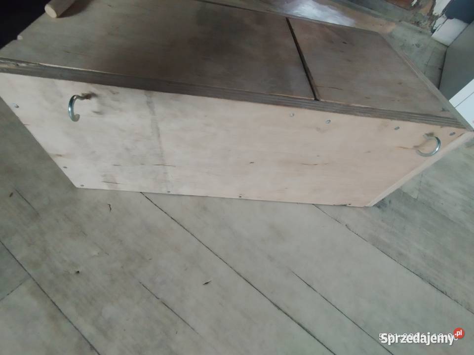 Butka lęgowa papug Szubin