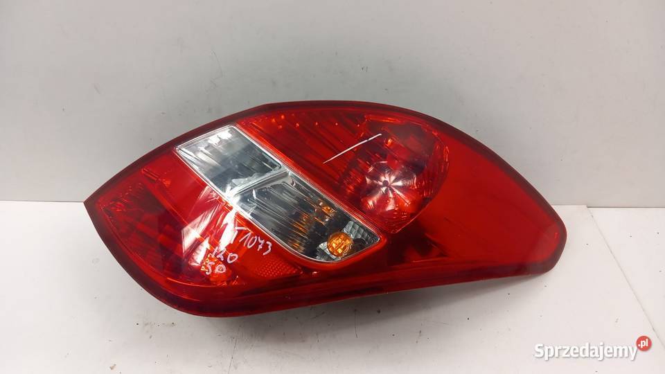 HYUNDAI I20 HB LAMPA TYŁ PRAWA osobowe Zbierkowo sprzedam