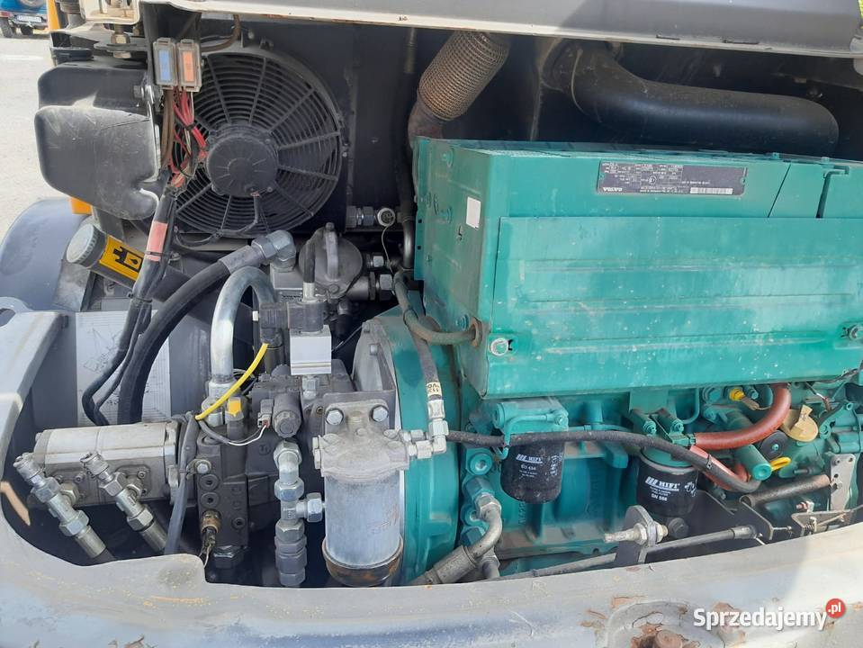 Ładowarka kołowa Volvo L25FZ 2013r łyżka Maków Podhalański sprzedam