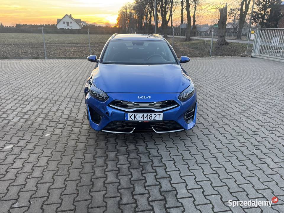 Kia Ceed SW PHEV 202324 34 LBusiness Line welurowa tapicerka opolskie