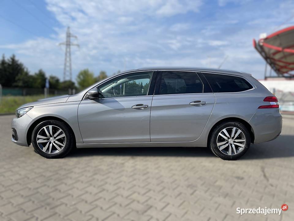 Peugeot 308 2019 r 133000 12Benzyna 130 1200cm3
