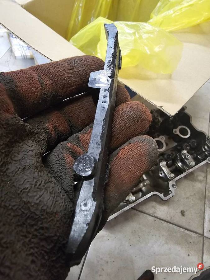 Suzuki DR 800 ślizg rozrządu 750 prowadnica Jelenia Góra