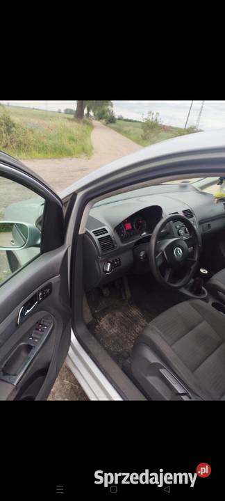 7Osobowy Nowy rozrząd 6Biegów Wronki sprzedam