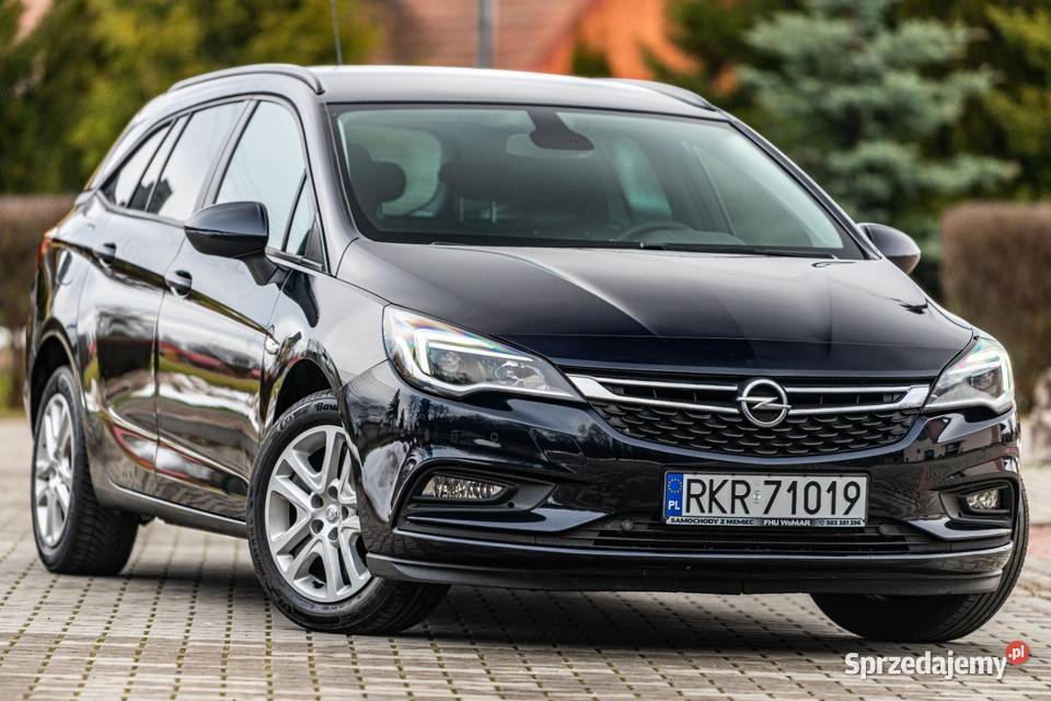 OPEL ASTRA K gniazdo USB Targowiska