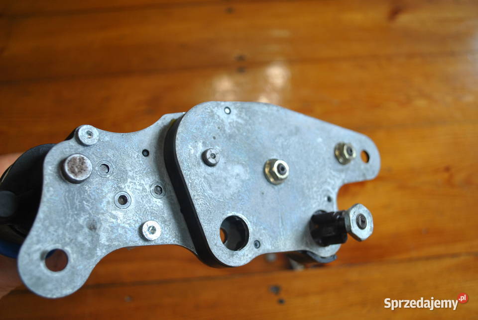 Napęd regulacji wysokości fotela pasażera BMWE46 Poręba