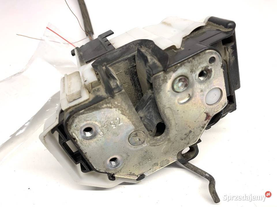 ZAMEK DRZWI LEWY PRZÓD PEUGEOT BIPPER Minivan