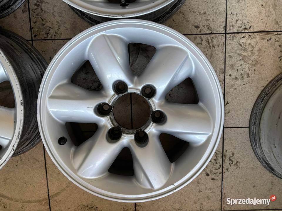 Felgi Nissan Terano 2 Lift Rozstaw 6x1397 R16