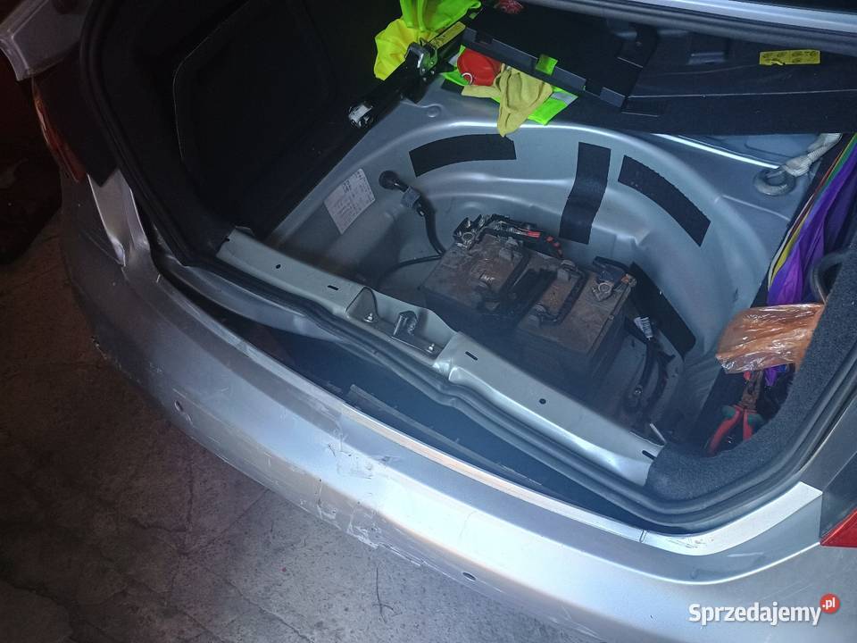Audi A4 B8 uszkodzony lubelskie Brzeźnica Leśna