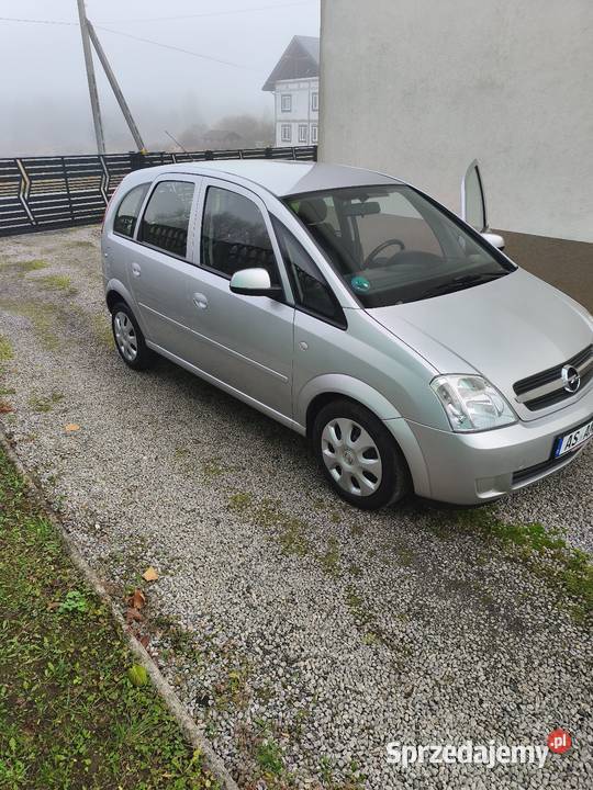 Sprzedam świeżo sprowadzony opel Meriva Myszków