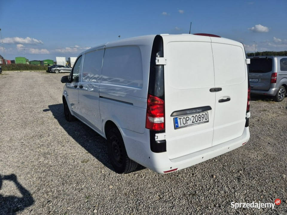 Mercedes Vito furgon Mercedes-Benz Komorniki