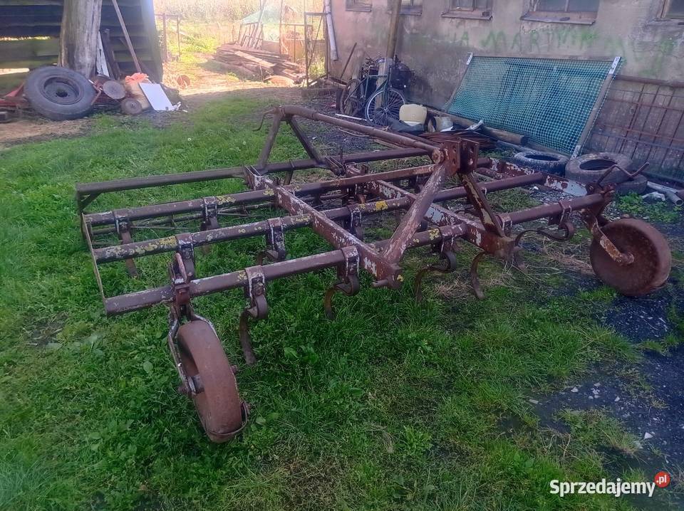 Kultywator 2 80 metra z wałkiem nieuszkodzony Golub-Dobrzyń sprzedam