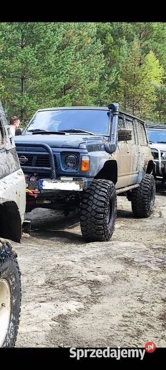 KOŁA NISSAN PATROL z oponami maxxis 35x125 Samochodowe podkarpackie Hoczew