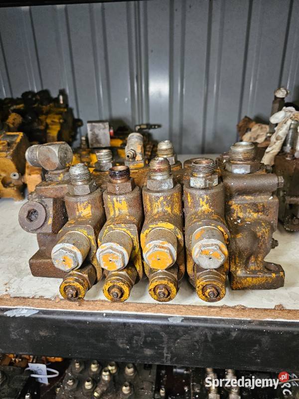 Rozdzielacz Hydrauliczny Case 580 D 580 G 680 K Gdynia