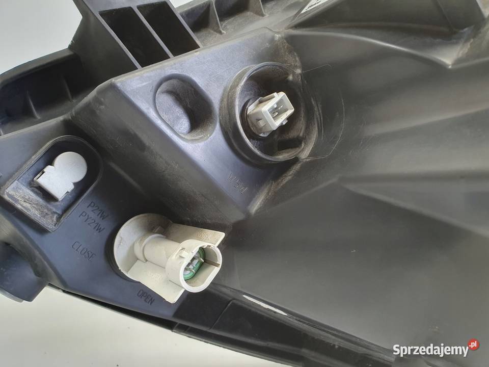 LAMPA Opel Vivaro Renault Trafic LIFT PRAWY Chełm