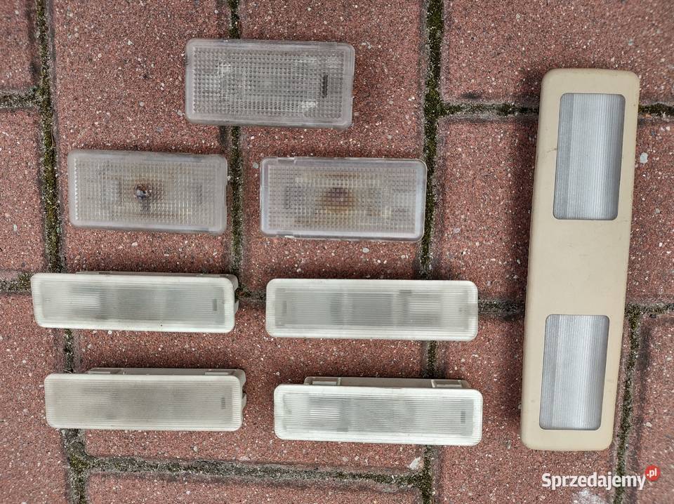 Lampka oświetlenie kabiny wnętrza BMW E38 boczna Rok produkcji 1996