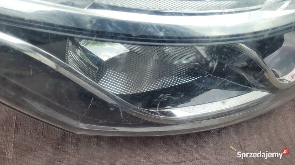 RENAULT CLIO IV 4 LAMPA PRAWA REFLEKTOR PRAWY Ruda Śląska