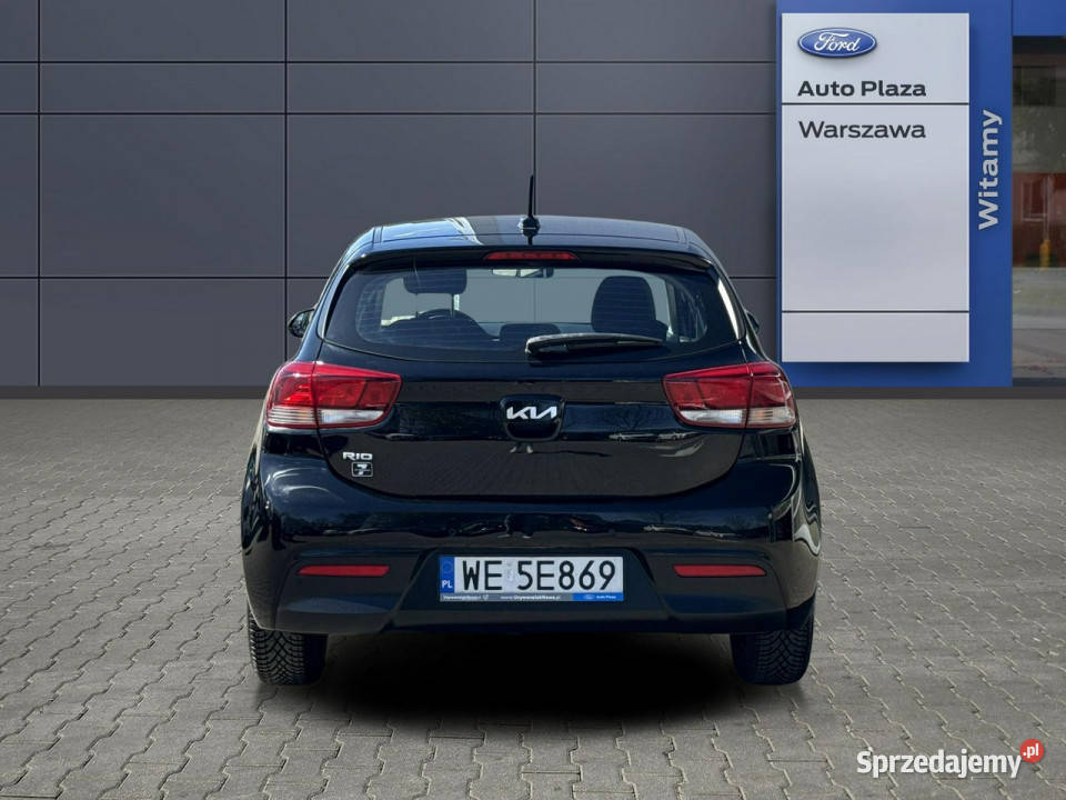 Kia Rio Kia Rio M 12 Benzyna 84 IV 2017 Rio Warszawa sprzedam
