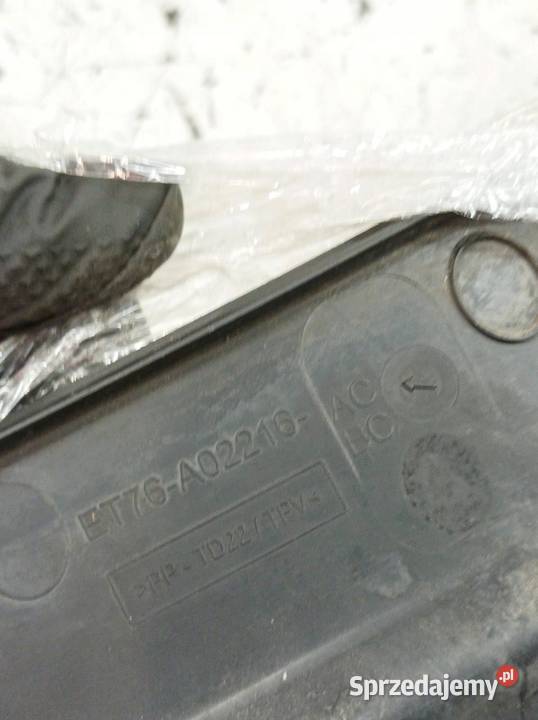 PODSZYBIE PLASTIKOWE TOURNEO ET76A02216AC Ford Rok produkcji 2016