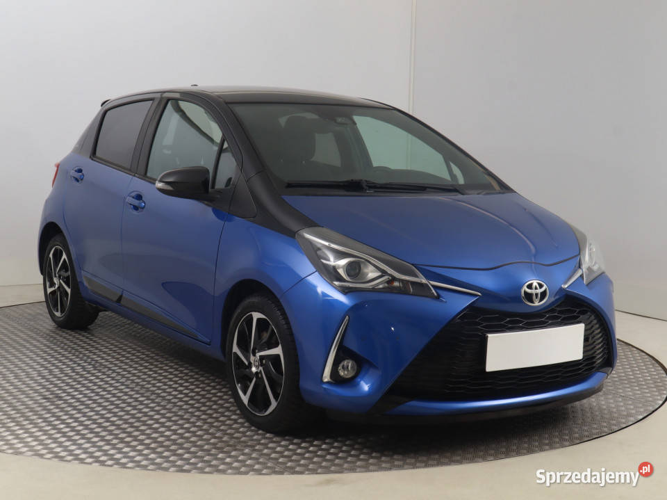 Toyota Yaris 15 Dual VVTi kamera cofania