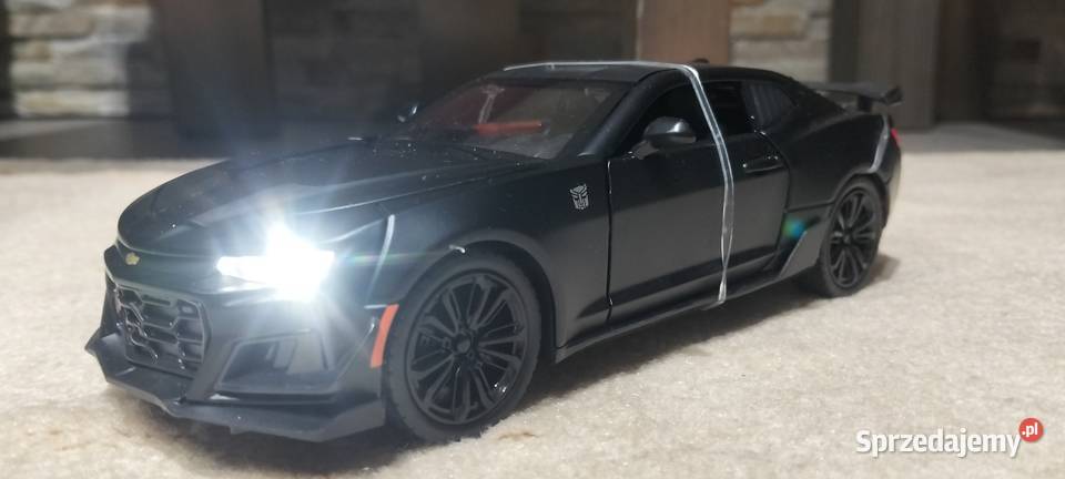 Chevrolet Camaro Transformers SS w skali 124 Kutno