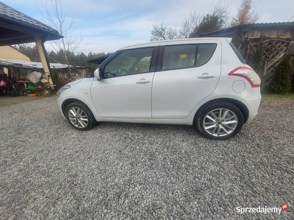 Suzuki swift 12 benzyna 4x4 nieuszkodzony Stoczek Łukowski