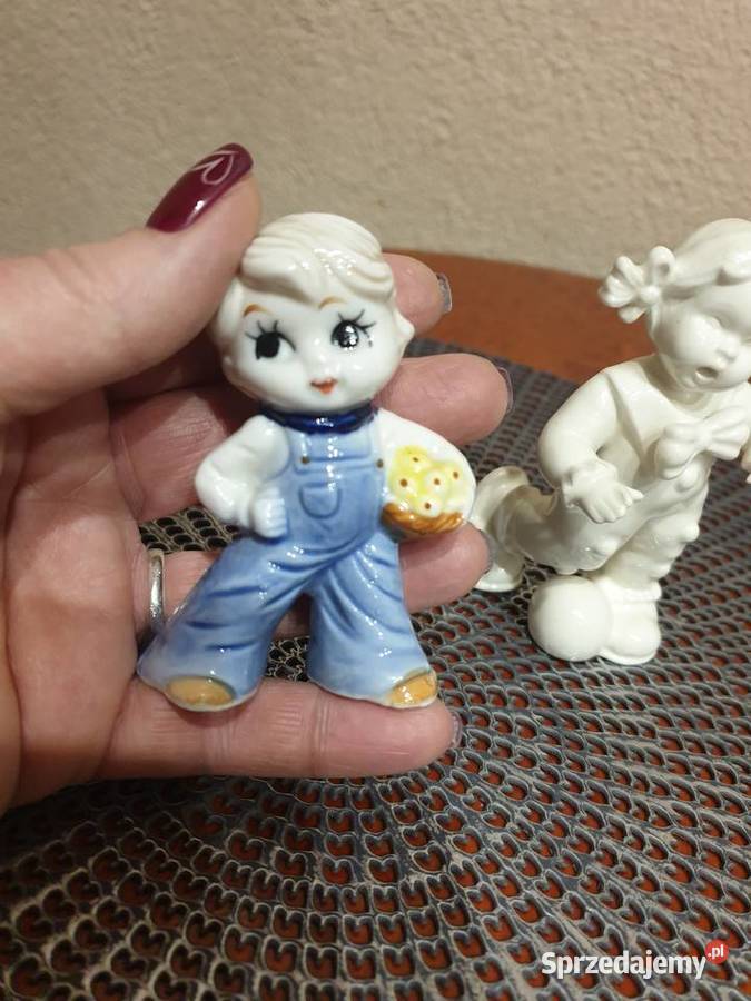 Dwie figurki ceramiczne dzieci Radom