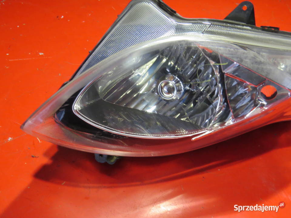 SUZUKI BURGMAN 400 K7 2008 lampa przód lewa Warszawa