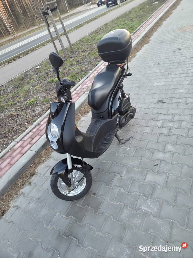 Skuter Peugeot Ludix 2t 503 piękny stan b mały nieuszkodzony Ząbki
