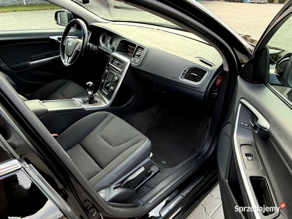 VOLVO V60 16benz2011r klima alupaktronik 150KM Ostrołęka sprzedam