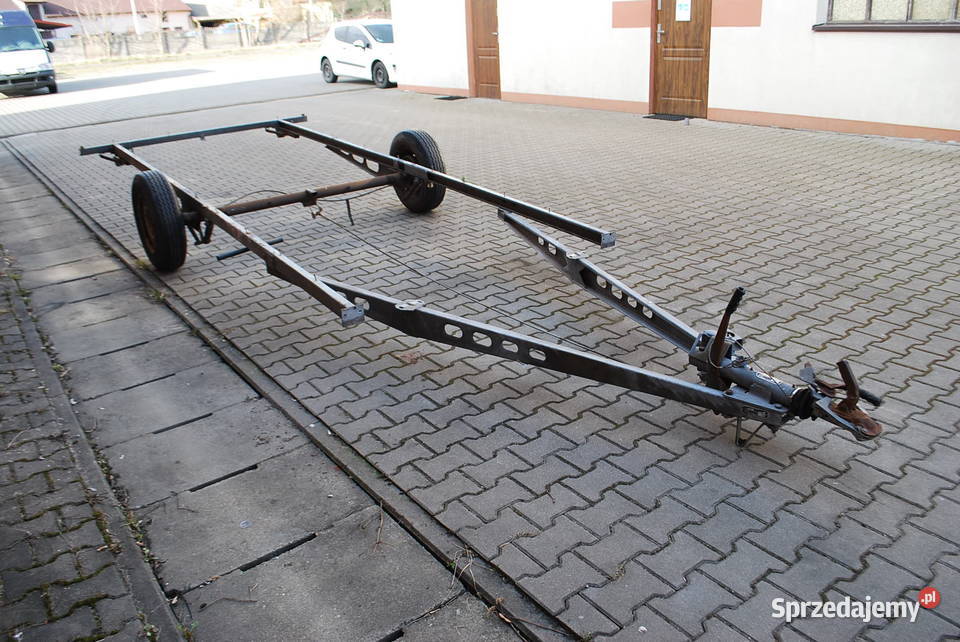 PODWOZIERAMA DO PRZYCZEPY Grzebowilk