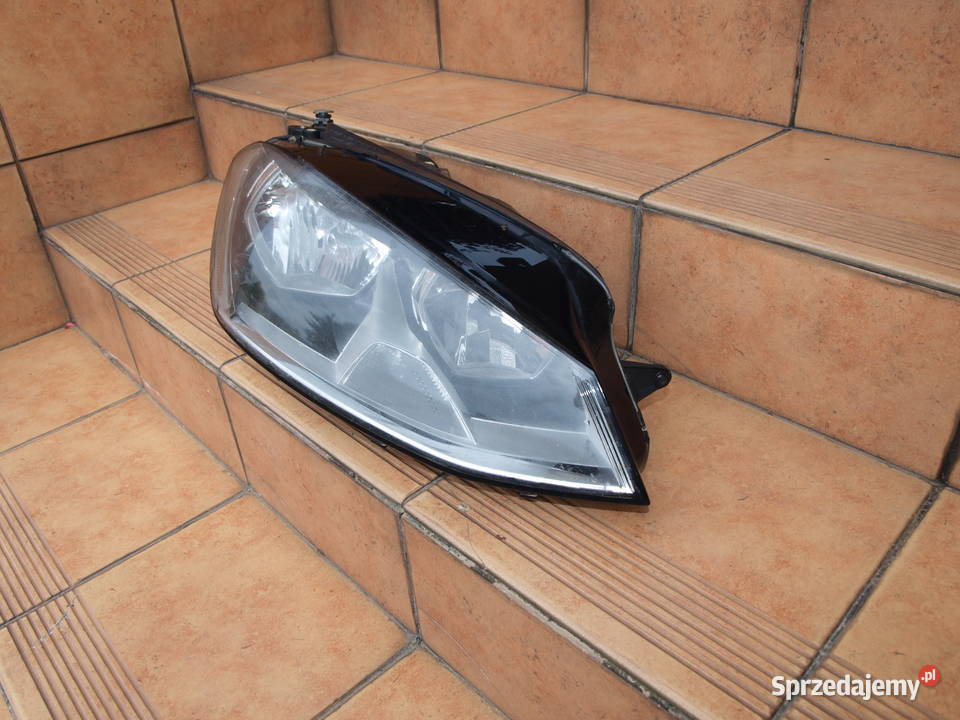 VW Golf 7 VII lampa prawa przód zwykła 2012 wielkopolskie Kalisz