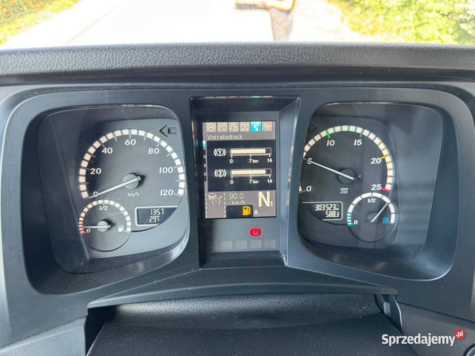 NA SPRZEDAŻ MERCEDESBENZ ANTOS 1836 Wilczyna