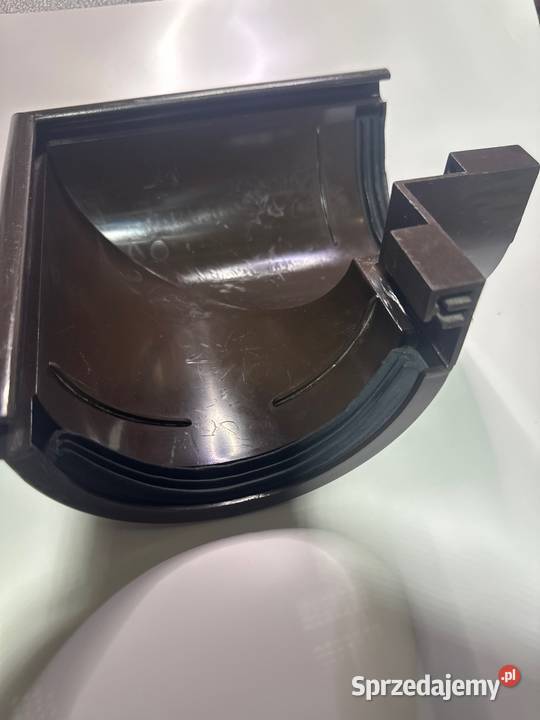Złączka narożnik rynny Scala Plastics 125 mm Dachy i rynny Gliwice