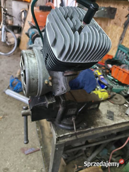 Silnik wsk 125 remoncie Jasło
