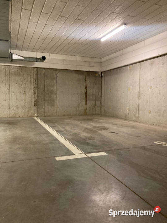 Miejsce postojowe w garażowcu Nowa Cukrownia Liczba pokoi 1 Szczecin