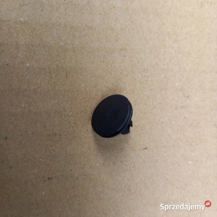 1382744W711289S300 osobowe Kraków