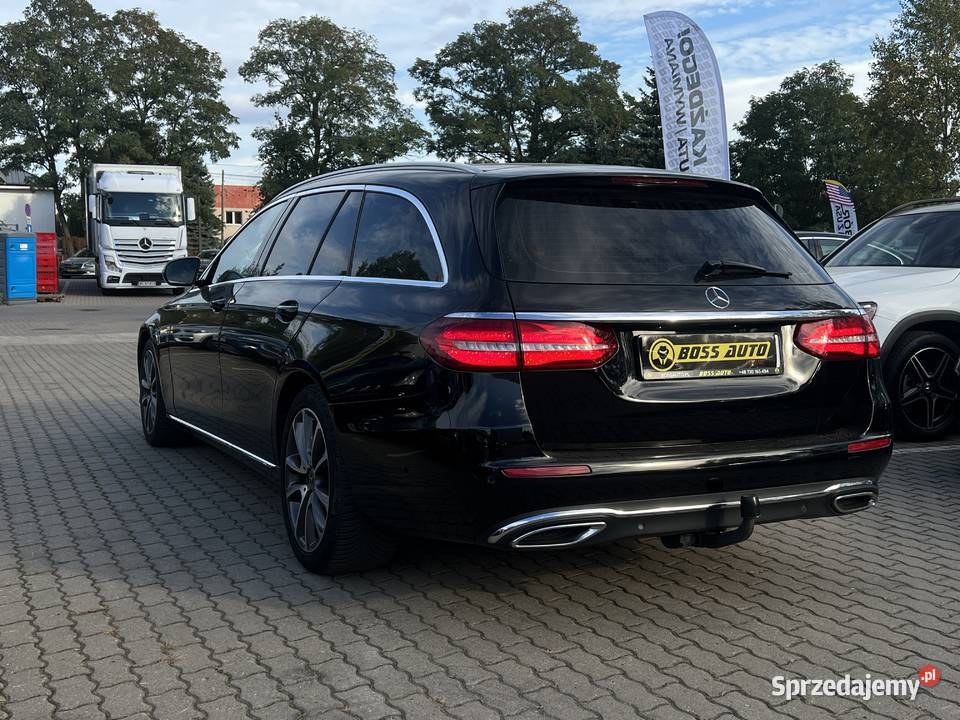 MercedesBenz E 220 2018 Warszawa