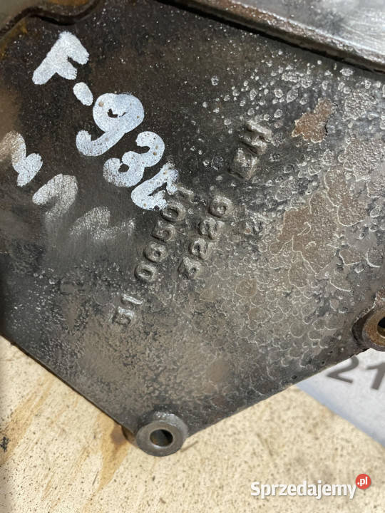 MAN Fendt 930 obudowa pompy wody F926202610030 Jastrzębniki