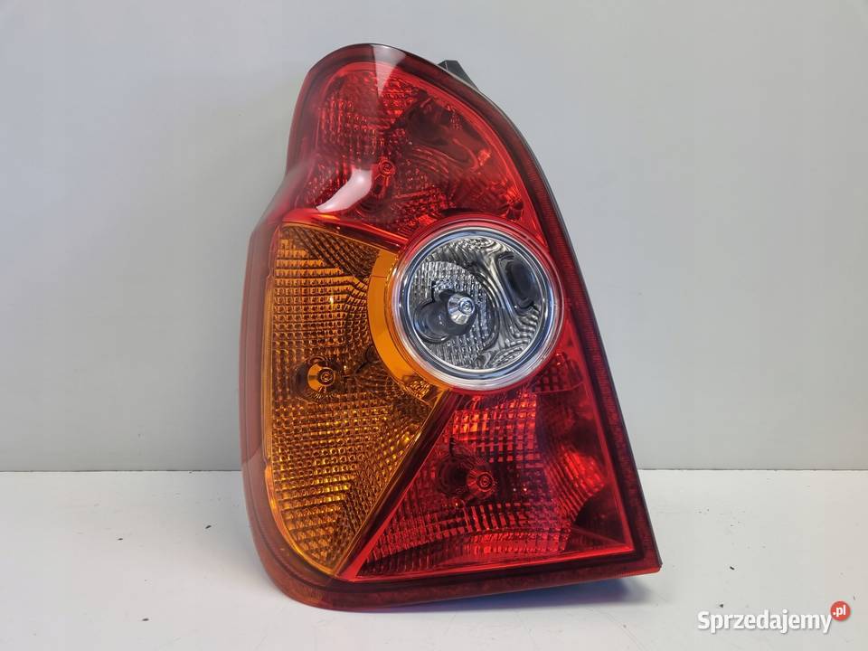 Hyundai Terracan I 0104r TYLNA LAMPA LEWA lewy Rudka