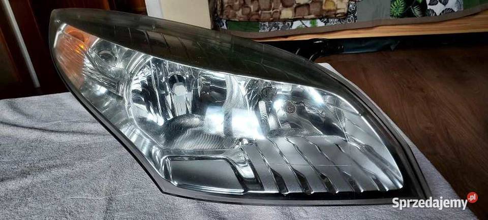 sprzedam przednie reflektory renault megane3 z Lampy przednie