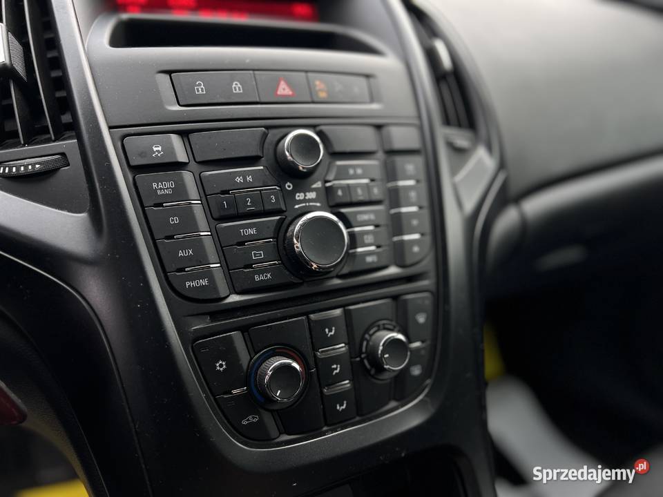 Opel Astra 2011 Hatchback