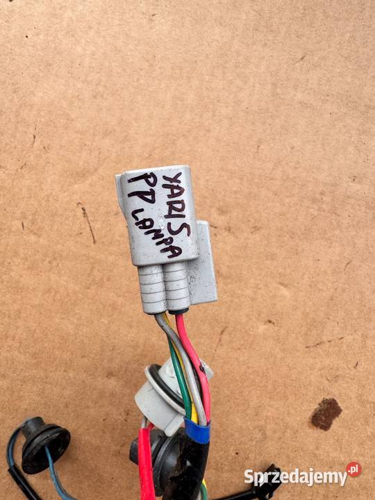 Wiązka lampy prawy przód Toyota Yaris III 1120 osobowe Brzesko