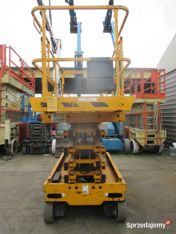 Podnośnik nożycowy zwyżka 12 m Haulotte Compact Pleszew