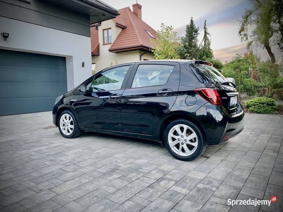 Toyota Yaris Hybrid 15 Stan idealny wersja full centralny zamek Lublin