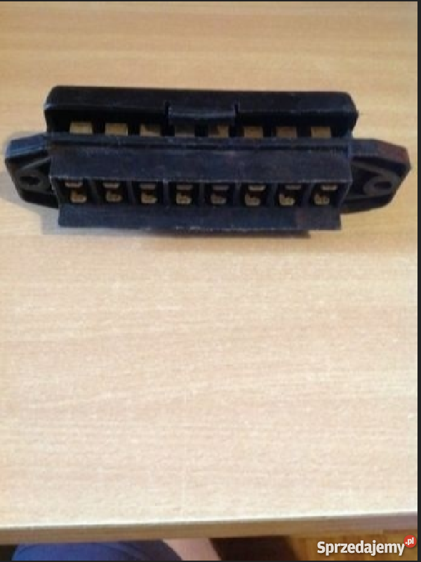 Skrzynka bezpieczników do Fiata 126P Wrocław