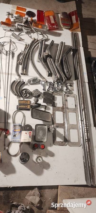 Sprzedam części widoczne na zdjęciach świętokrzyskie Skarżysko-Kamienna