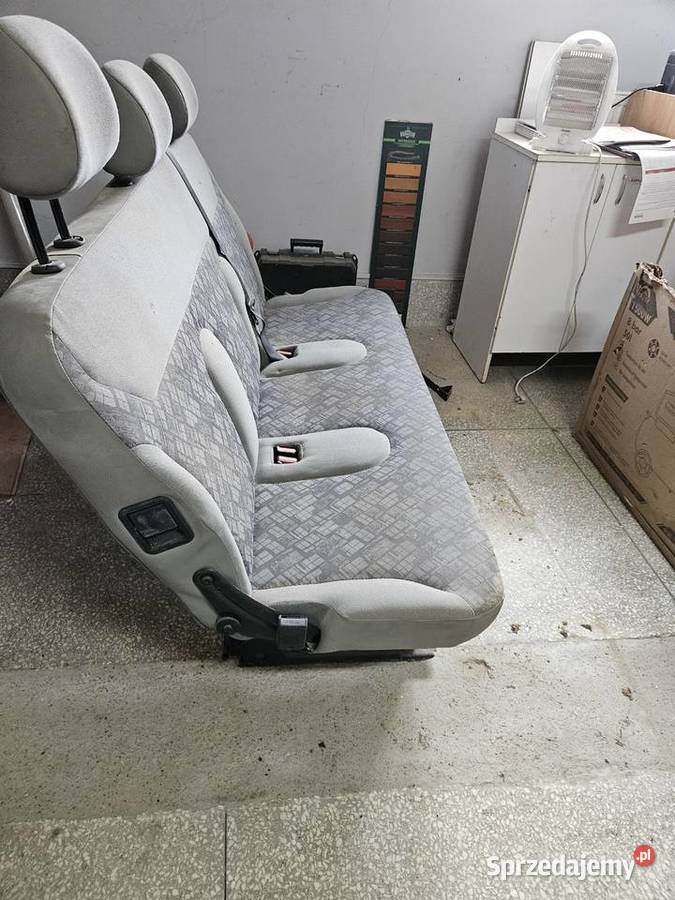 Kanapa lll rząd opel vivaro 2 małopolskie