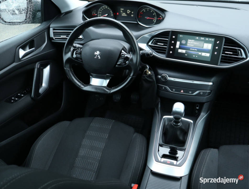 Peugeot 308 12 PureTech Lublin