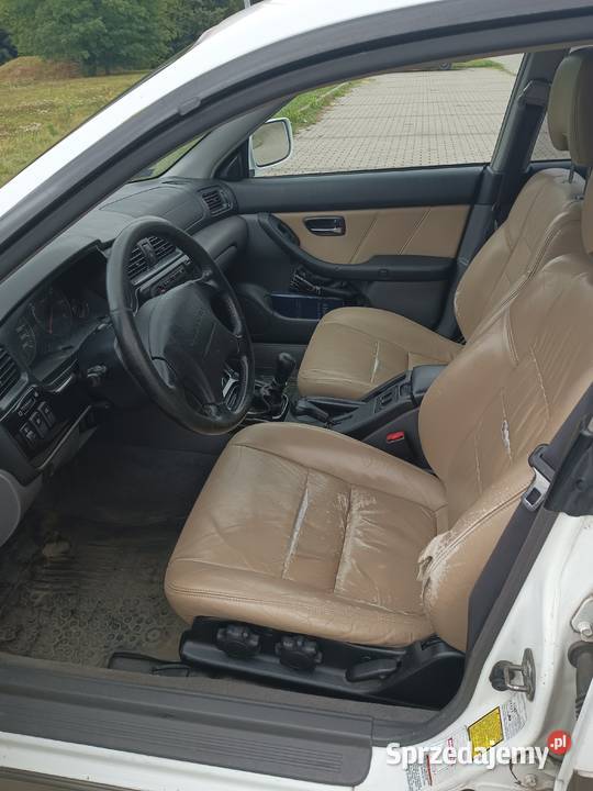 Subaru Outback 25 LPG 4x4 skóry klima manual Pruszków sprzedam