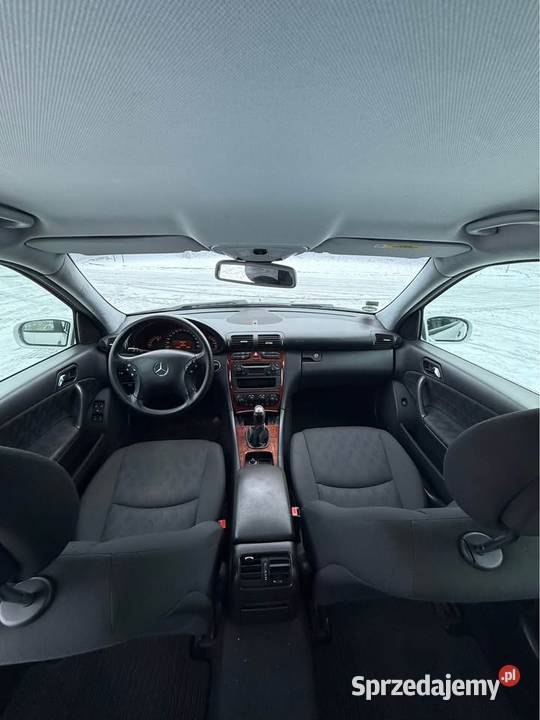 2004 MercedesBenz cclass